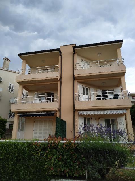 Apartmani Ines Rabac Buitenkant foto